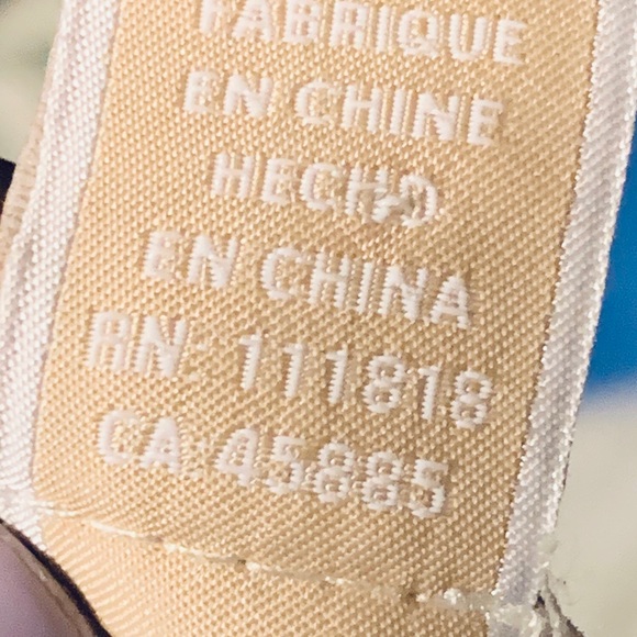 Micheal Kors Lightweight Slouchy Sweater - Picture 5 of 6